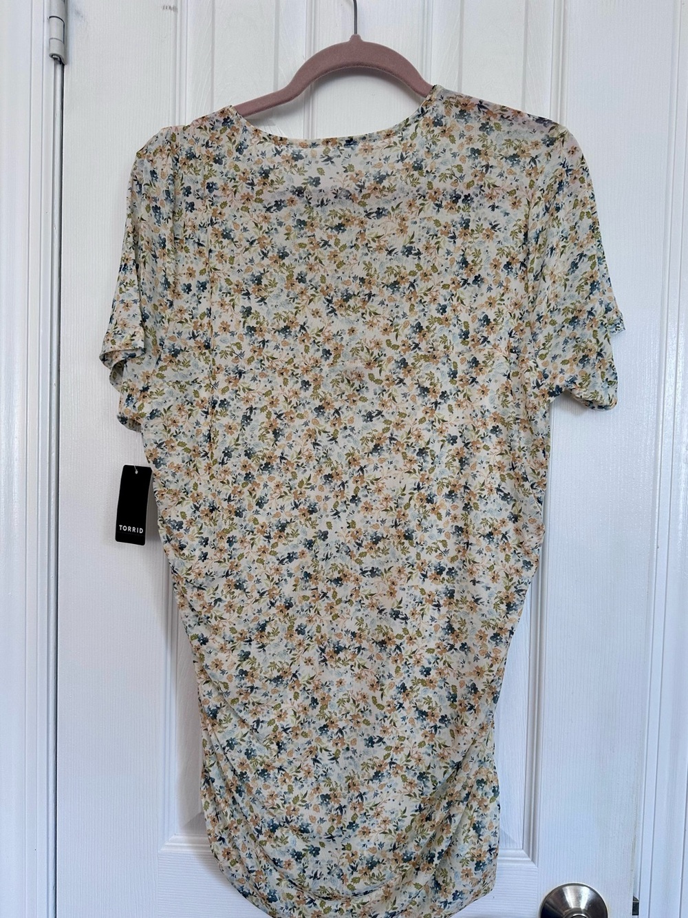 Torrid Floral Mesh Ruched Tunic - Picture 5 of 6